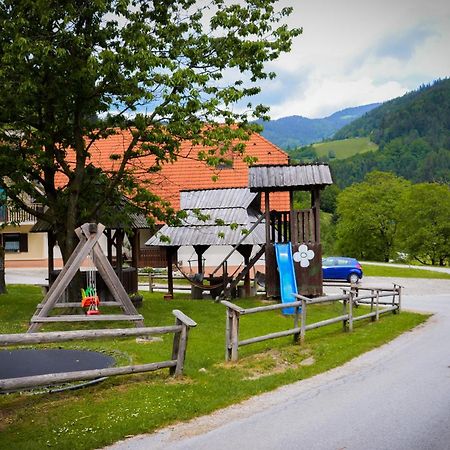 Farm Stay Loger Ljubno 外观 照片